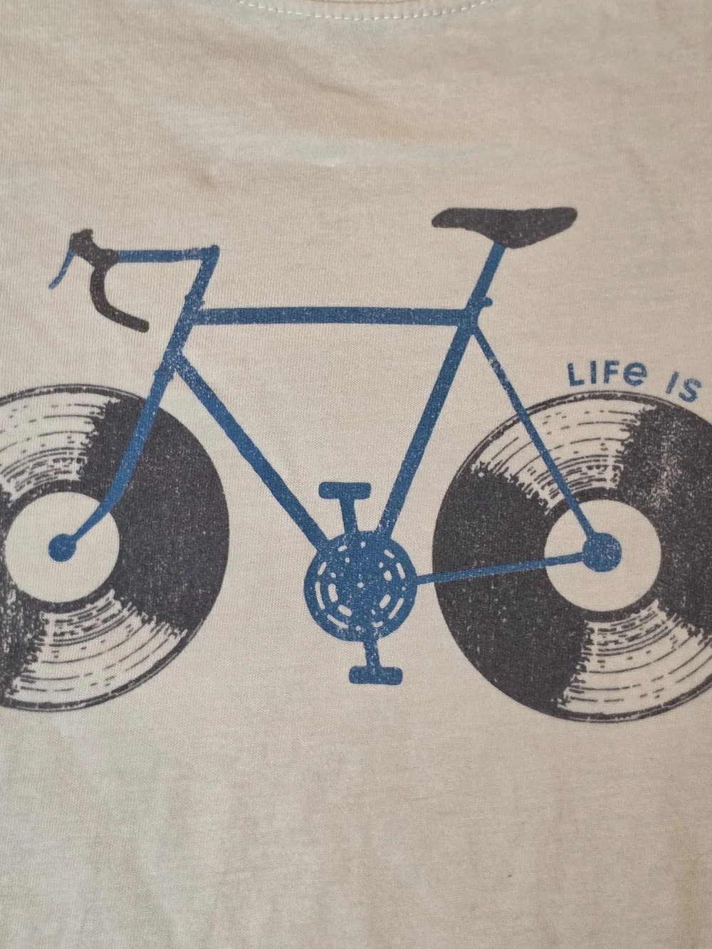 Life is Good Womans' Shirt Small Cream Bike Graphic Tee Travel Comfort Classic - Picture 8 of 10